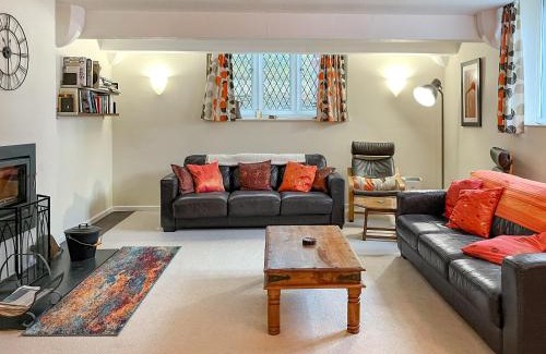 West Knighton House | Old School