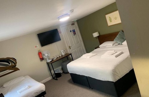 Dorchester Hotel | Old Ship Inn