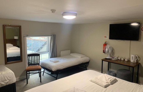 Dorchester Hotel | Old Ship Inn
