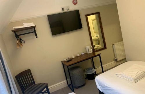 Dorchester Hotel | Old Ship Inn