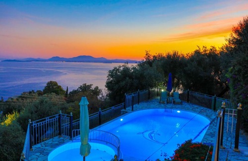 Nisaki Villa | Old Stone House