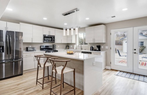 West Old Town House | Old Town Getaway