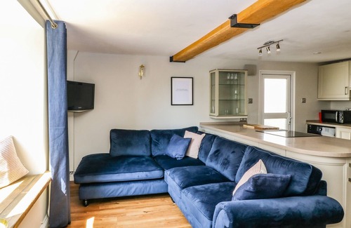 Dawlish Cottage | Old Town House