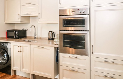 Dawlish Cottage | Old Town House