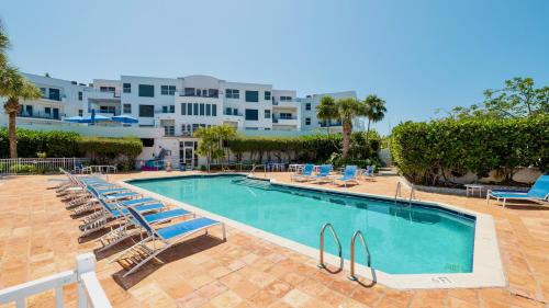 Truman Annex Apartment | Old Town Oasis by Last Key Realty
