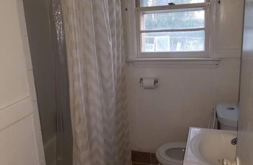 Norfolk House | Older Cozy Duplex A