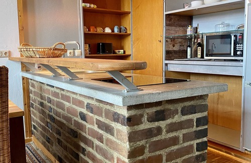 Wintzen Apartment | Oldschool, Dorfschule mit Whirlpool