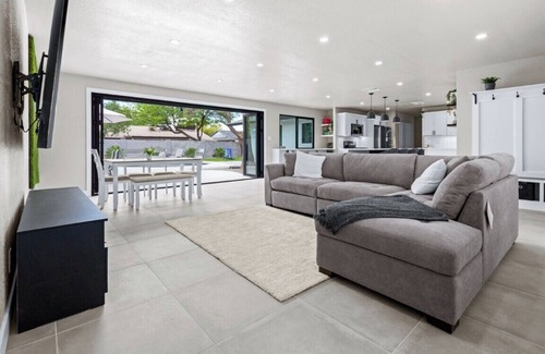 Scottsdale House | ☆Oldtown Osborn Oasis☆ Lagoon pool and large backyard. Close to Oldtown Sdale