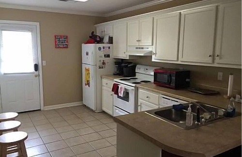 Oxford Condo | Ole Miss - 1 mile to Campus-2 mile to Square