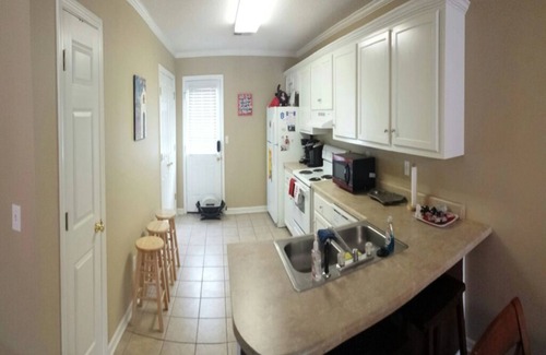 Oxford Condo | Ole Miss - 1 mile to Campus-2 mile to Square