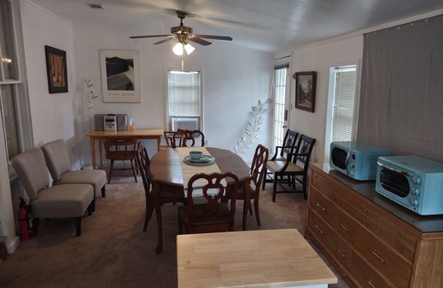 Old East Hill House | Oleander Cottage Historic Victorian Downtown Pensacola