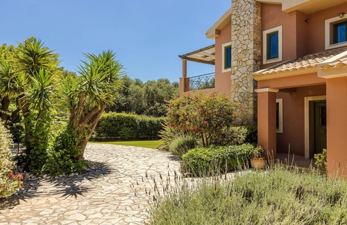 Sarlata Villa | Oleanna Villas - Villa Elena nBeautiful Secluded Villan