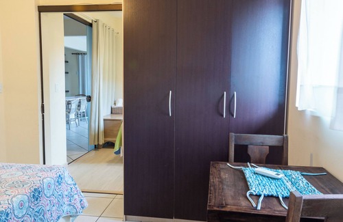 Canto Grande Hotel | Olhos verdes Guest house