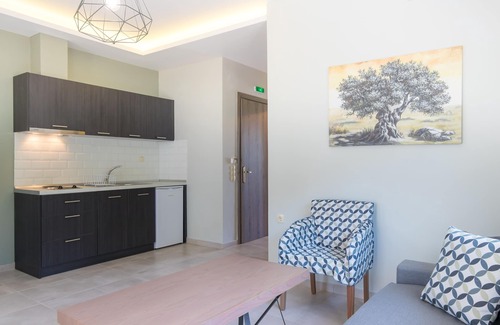 Chrisi Akti House | Oli Terra