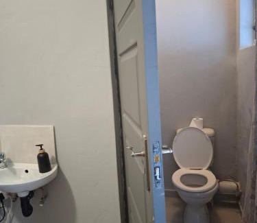 Berea House | OlimG Stays Budget Room 2