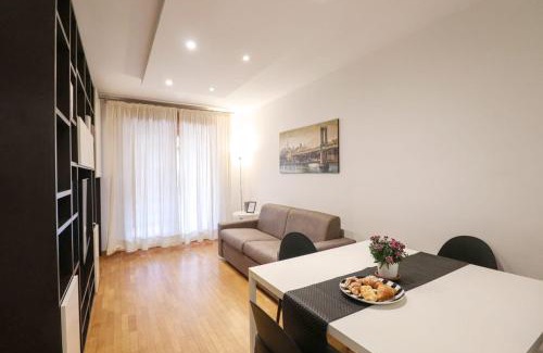 Tor di Quinto Apartment | Olimpico & Parking - Apt Chic - AC Wifi Balcone