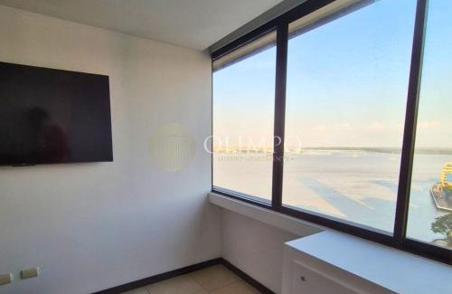 Puerto Santa Ana Apartment | Olimpo Sky Room Deluxe con Vista al Río & Área Social 16031