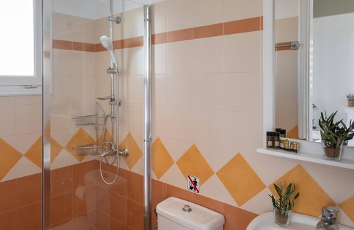Galissas Bed & Breakfast | OLIVAS ROOMS