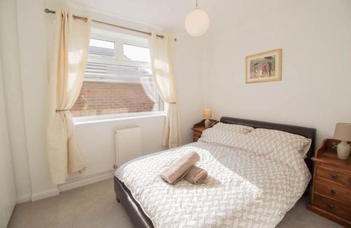 Newhaven House | Olive Garden By Air Premier
