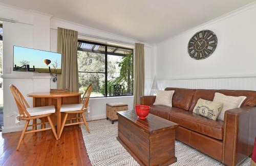 Pokolbin House | Olive Grove 1 Studio
