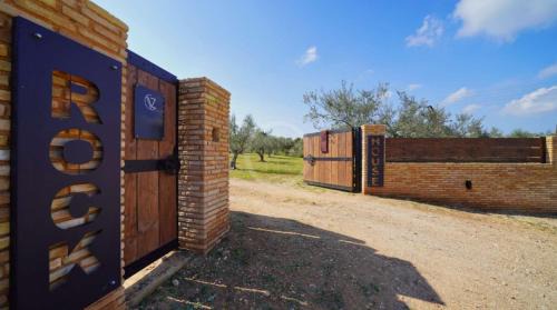 Petrothalassa Villa | Olive Grove Rock Villa