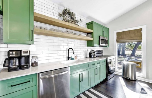 Fredericksburg Cottage | Olive St. Ranch Dolly's House