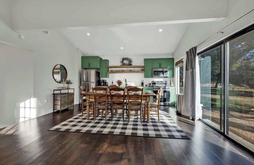Fredericksburg Cottage | Olive St. Ranch Dolly's House