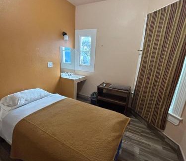 Mission District Hotel | Olive Startup House San Francisco