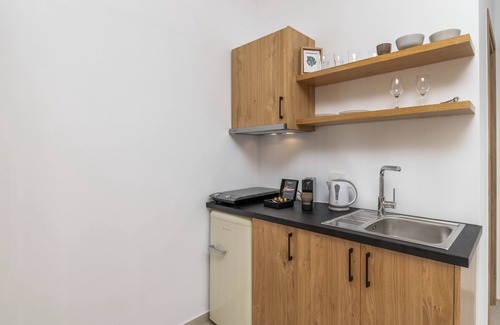 Adamas House | Olive Studios