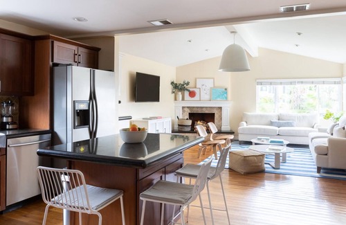 North Pacific Beach House | Oliver in San Diego