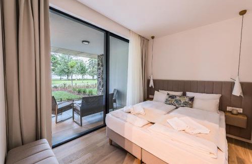 Tihany Apartment | Oliver Lux