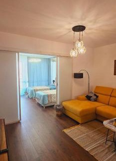 Petrovac Apartment | Oliver Mountain View
