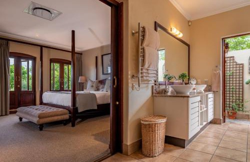 White River Cabin | Oliver`s