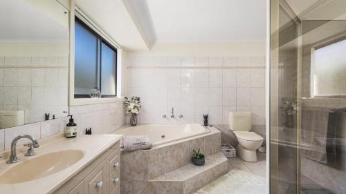 Port Macquarie House | Olivine Street Retreat