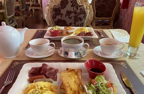 Puli Bed & Breakfast | olliere castle