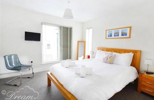 Portland House | Olympic Cottage