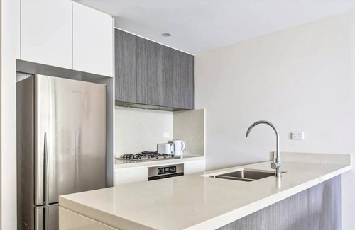 Lidcombe Apartment | Olympic Park 1 Bed Apt | MHS