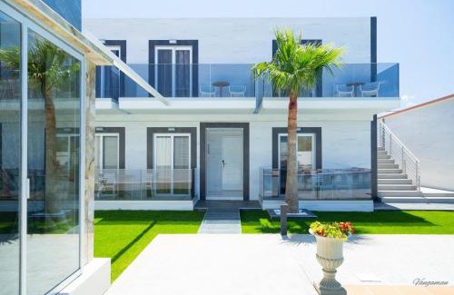Stavros Apartment | Olympos Paradice Hotel-Near zorbas Beach-FREE Breakfast