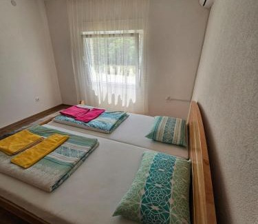 Bihac House | Omar & Una Apartmani