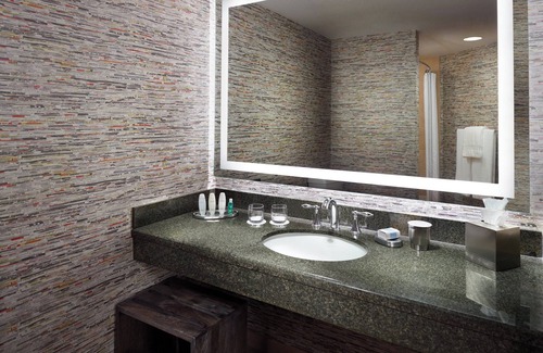 Downtown Atlanta Hotel | Omni Atlanta Hotel at Centennial Park