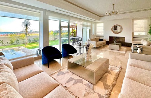 Amilcar Villa | Omnya Carthage Frontsea Luxury Villa