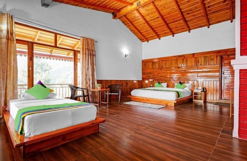 Kaul Hotel | OmVilla With Mountain View