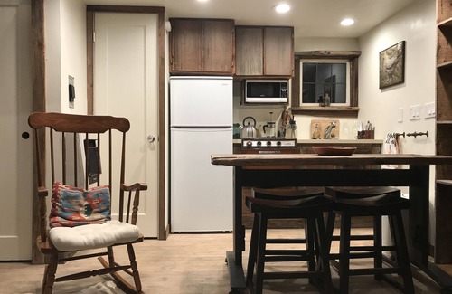 Vashon Island Cottage | On a 40 acre estate, outdoor soaking tub, fire pit, hammocks, pet friendly!