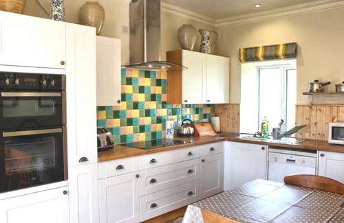 Lochgilphead Cottage | On a private hill farm estate. Set in stunning scenery close to the coast.