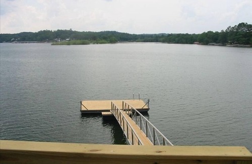 Cullman House | On A Whim Rustic Lodge Near Smith Lake Park