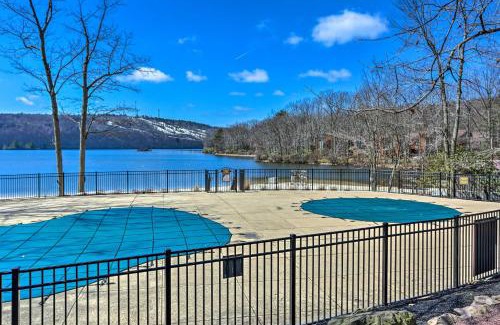Lake Harmony Apartment | On Big Boulder Lake Condo with Community Pools!