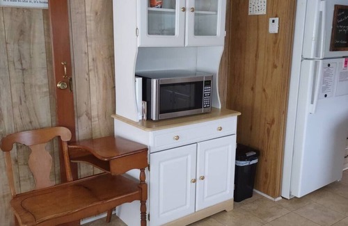 Palmetto House | On Golden Pond-Spacious 2 bedroom Close to Beaches