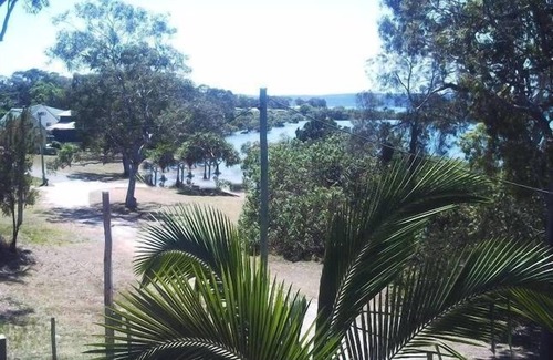 Brisbane Waterfront House | On Golden Sands - Macleay Island