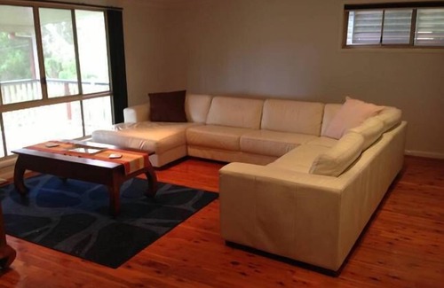 Brisbane Waterfront House | On Golden Sands - Macleay Island