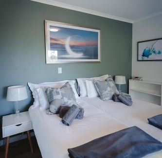 Somerset West House | On Helderberg